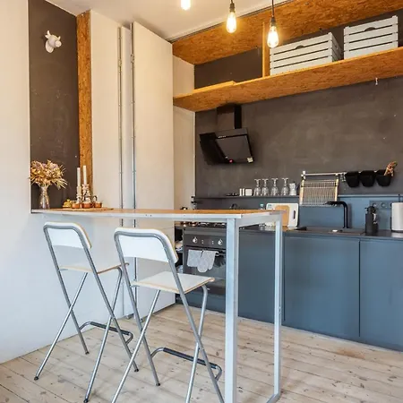 Historic Mikolaja Reja Apartment Wroclaw